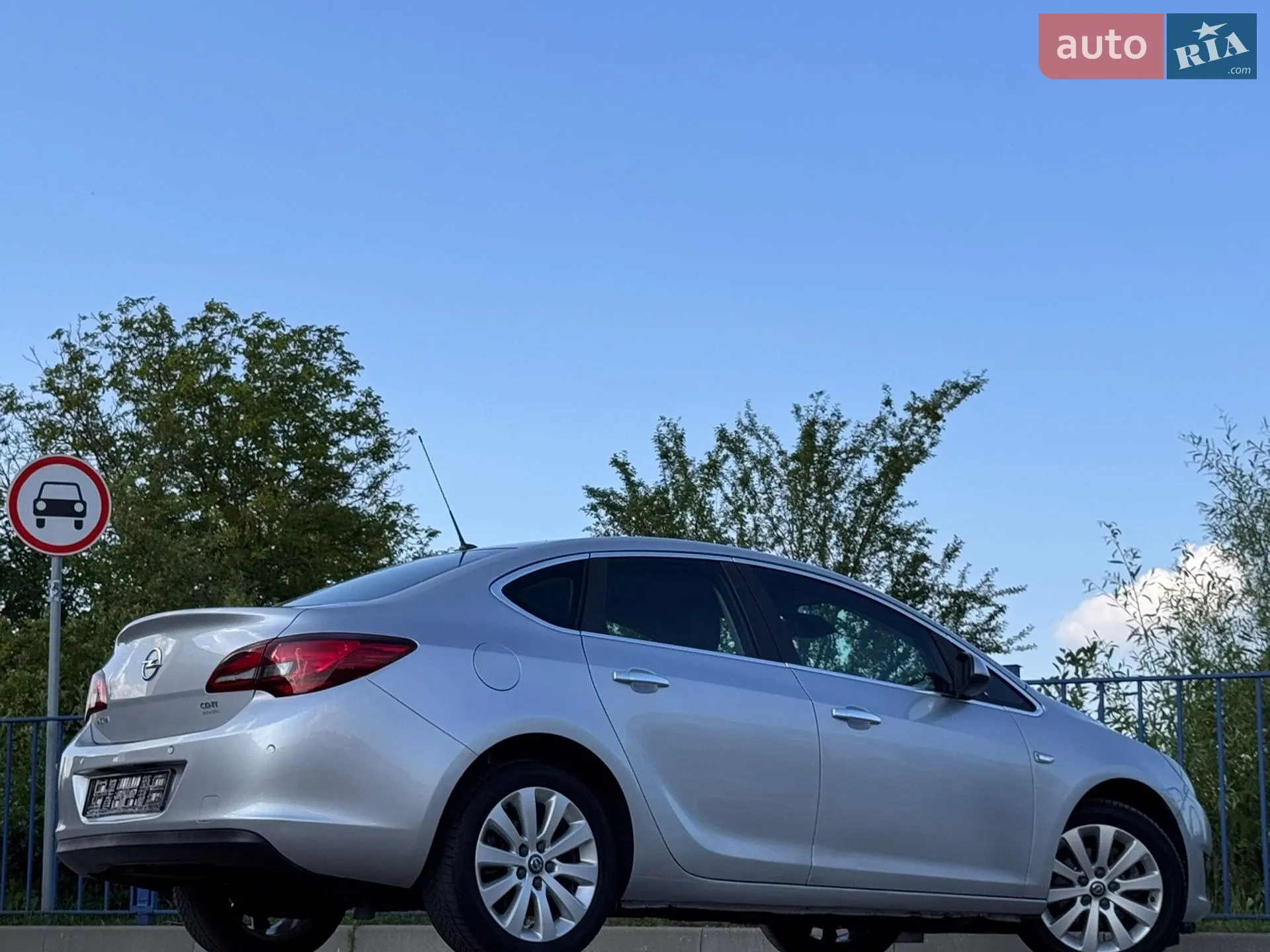 2013 Opel Astra - мініатюра 25