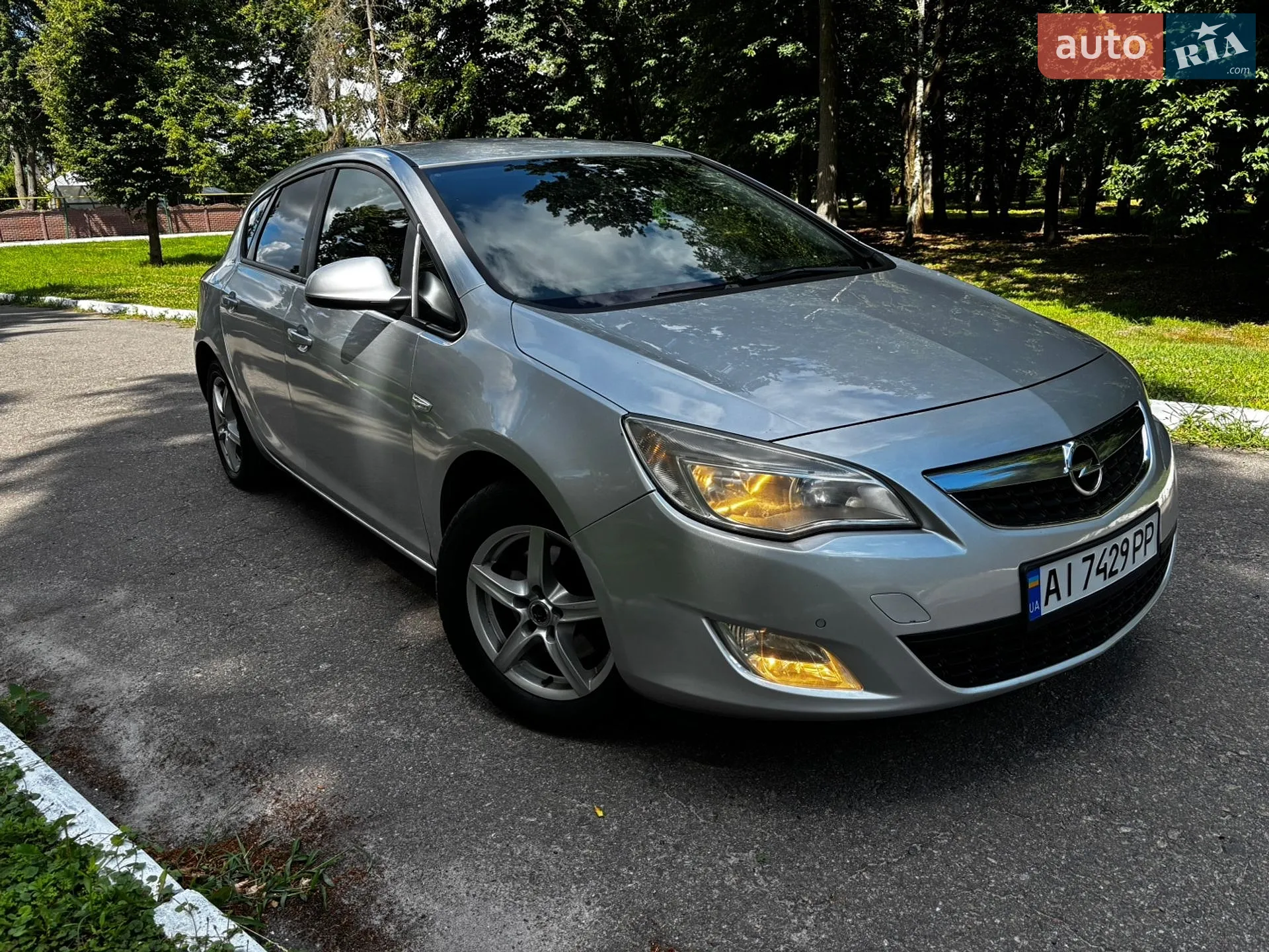 2010 Opel Astra - мініатюра 7