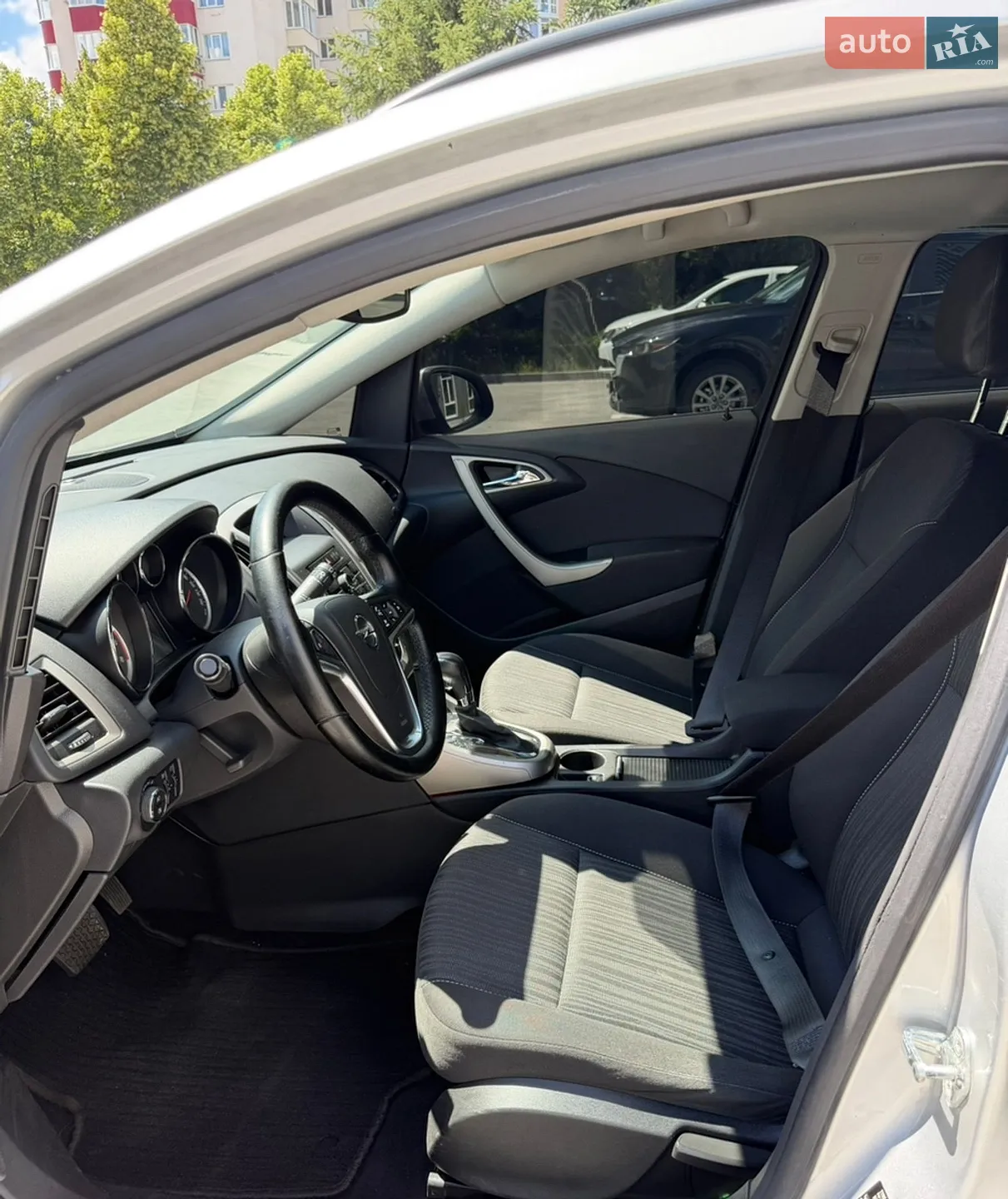 2011 Opel Astra - мініатюра 8