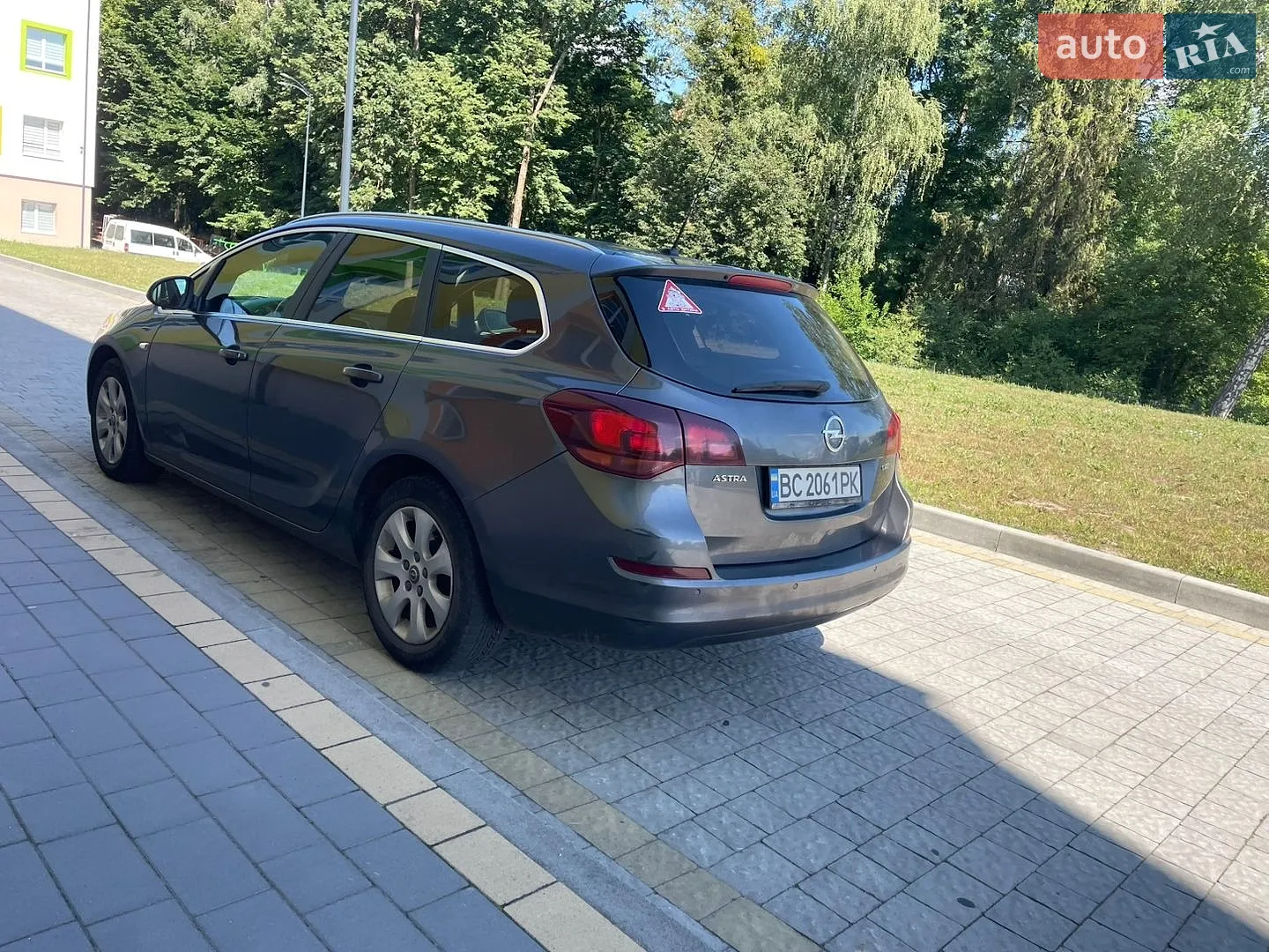 2011 Opel Astra - мініатюра 4