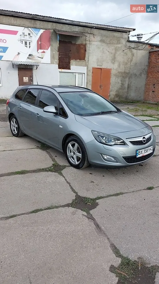 2010 Opel Astra - мініатюра 31