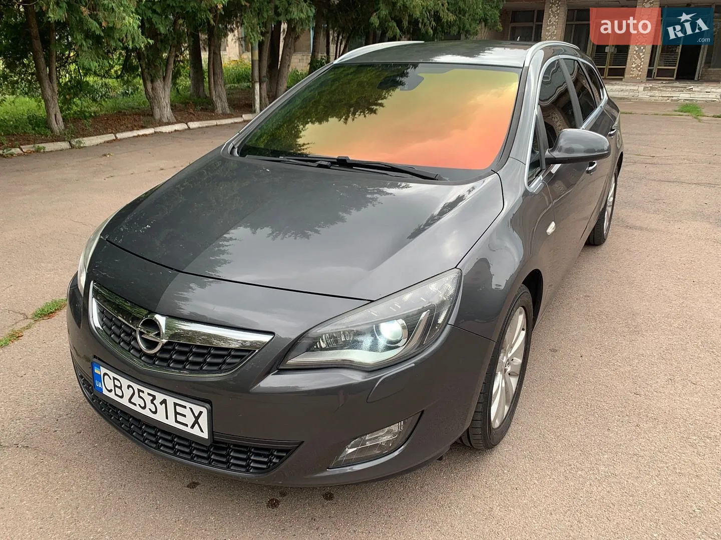 2011 Opel Astra - фото 1