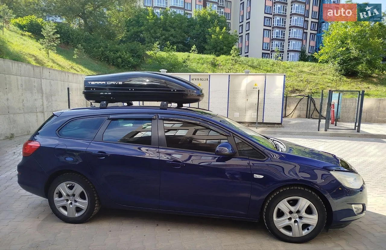 2010 Opel Astra - мініатюра 12