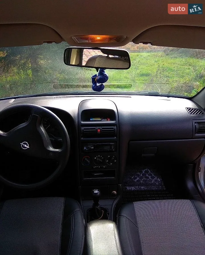 2010 Opel Astra - мініатюра 6