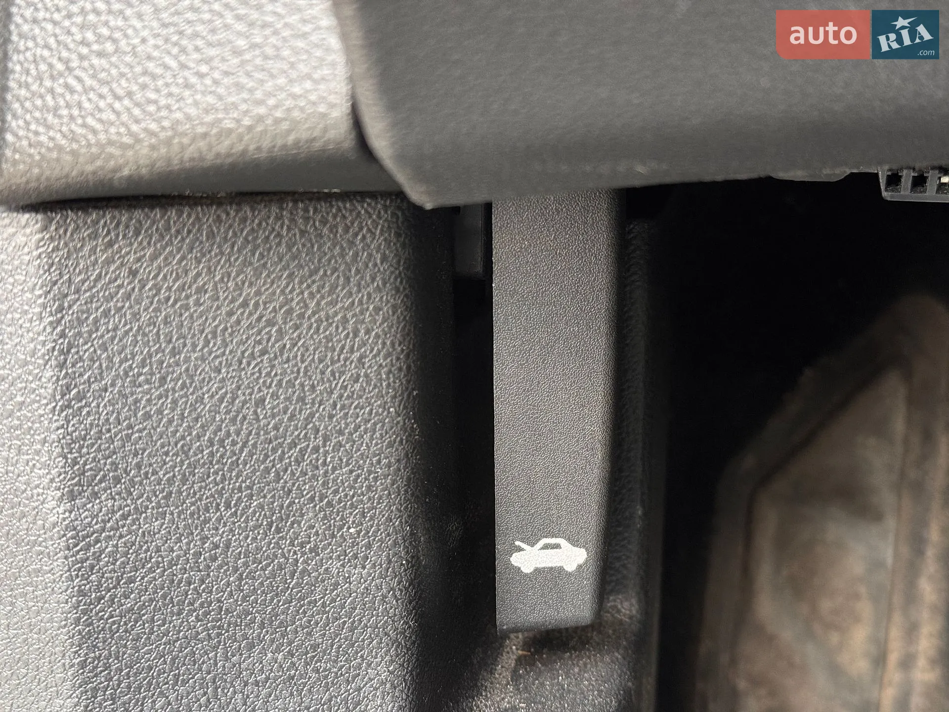 2011 Opel Astra - мініатюра 102