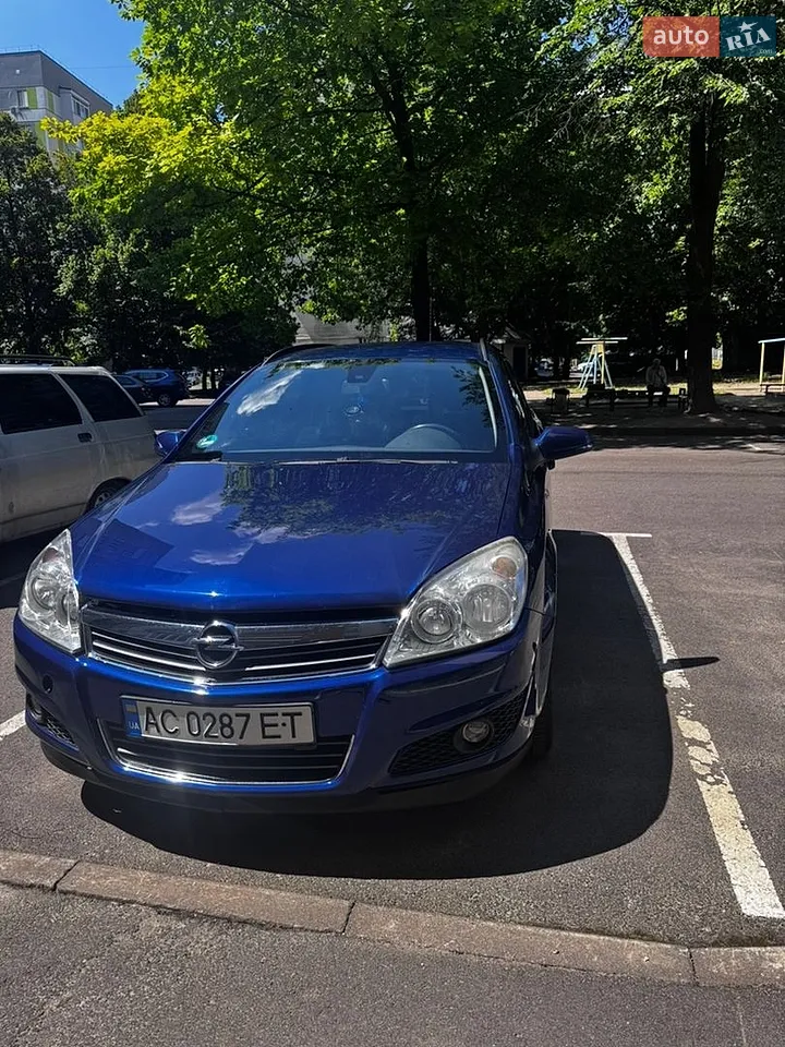 2010 Opel Astra - мініатюра 11