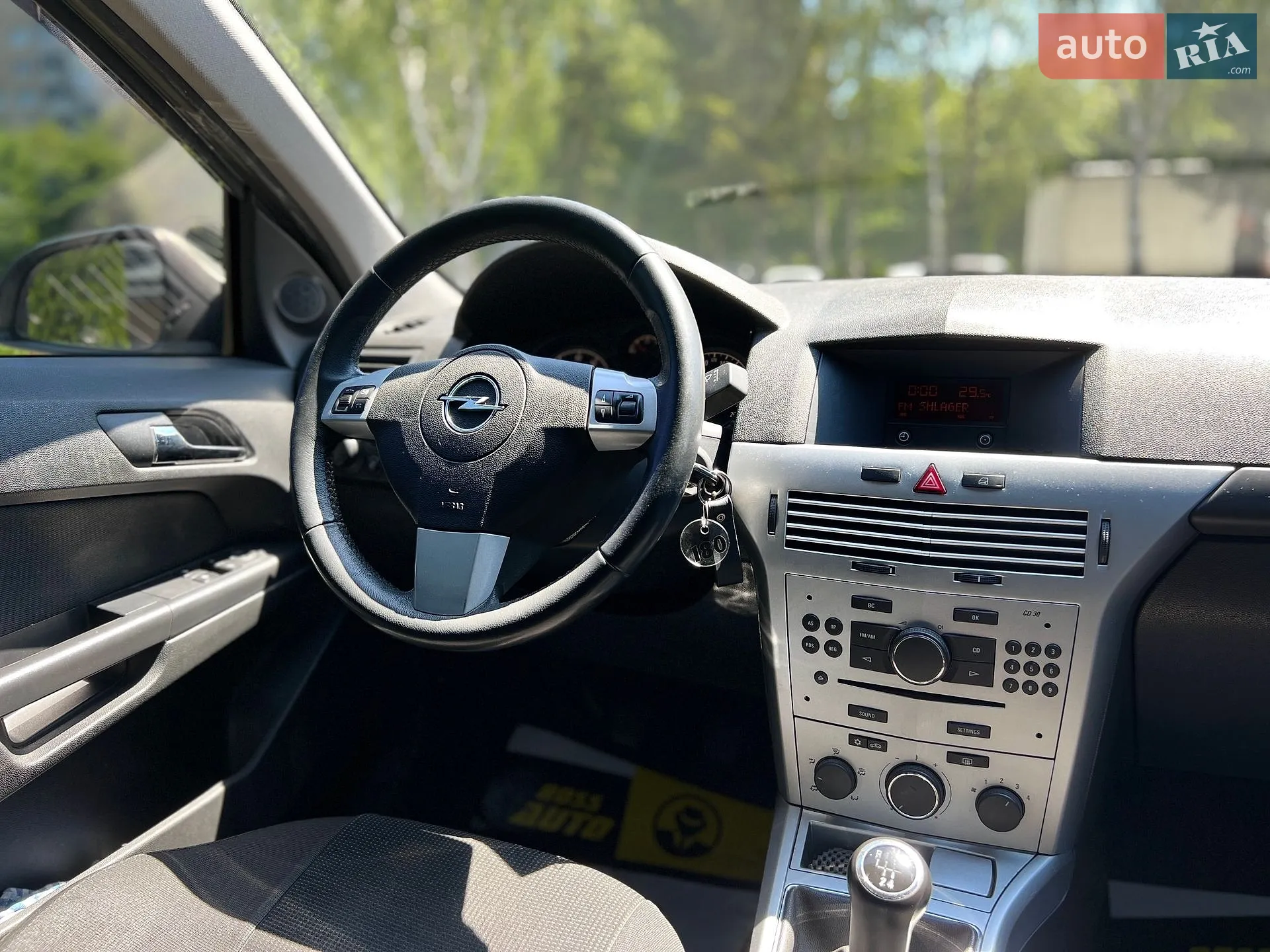 2011 Opel Astra - мініатюра 22
