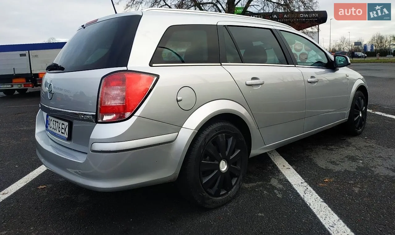 2010 Opel Astra - мініатюра 5