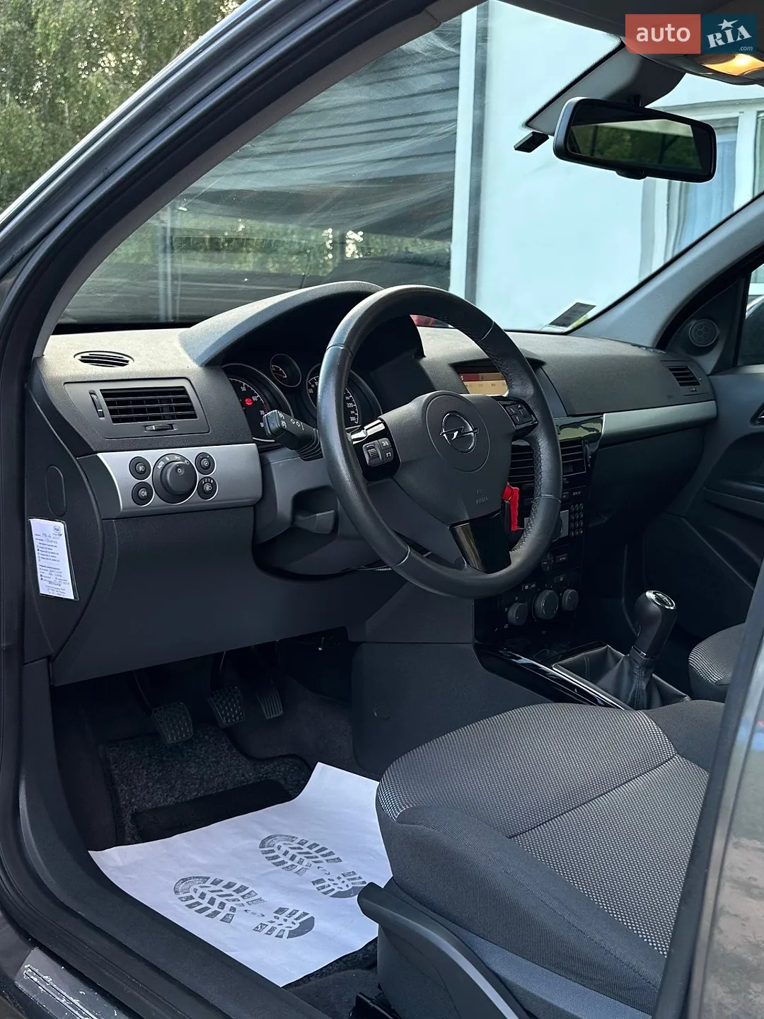 2010 Opel Astra - мініатюра 26