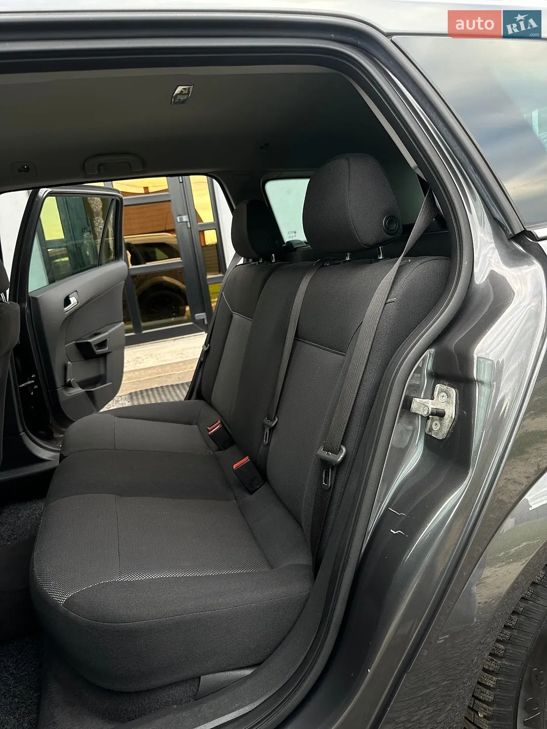 2010 Opel Astra - мініатюра 43