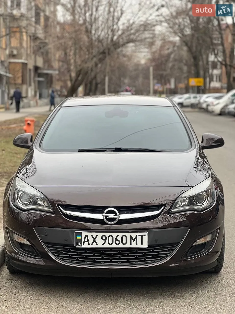2012 Opel Astra - фото 1
