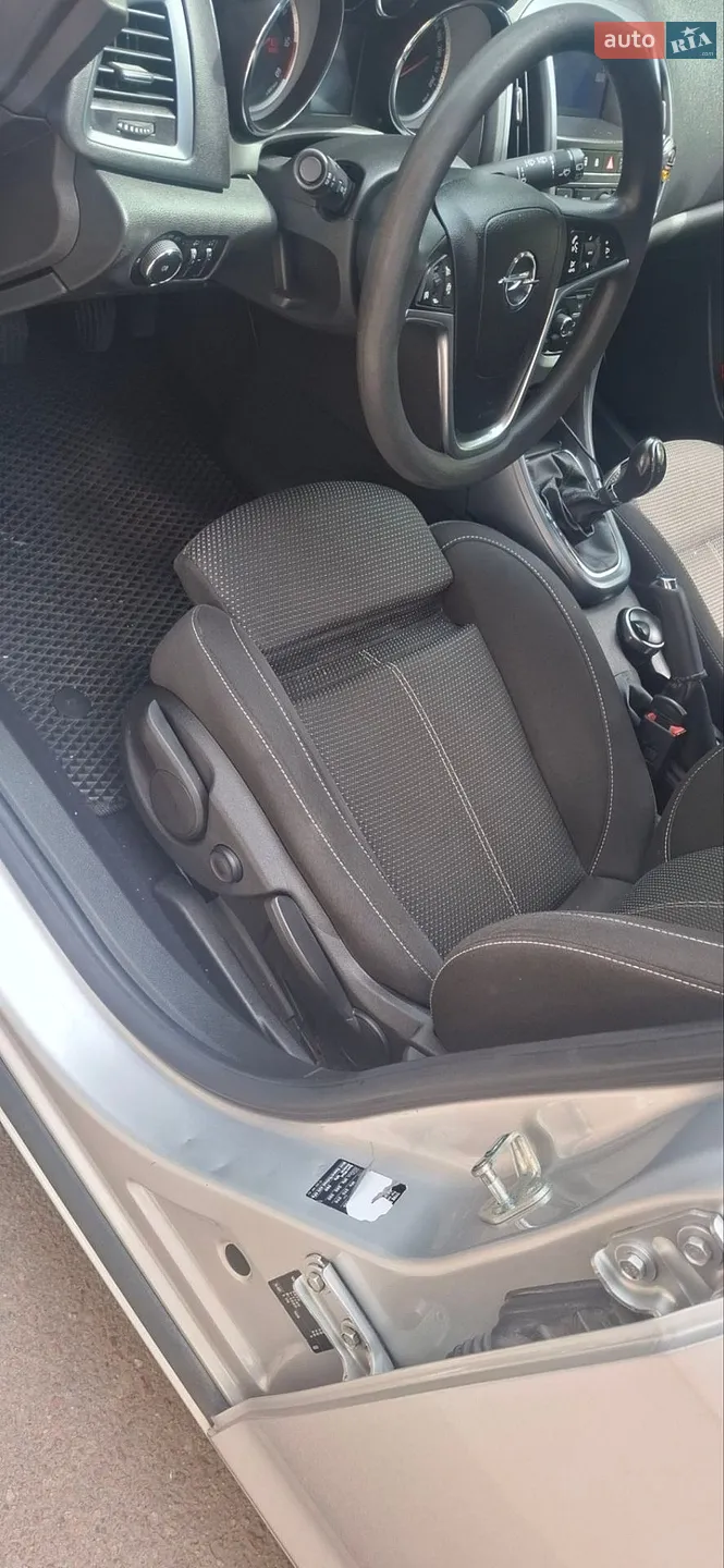 2012 Opel Astra - мініатюра 5