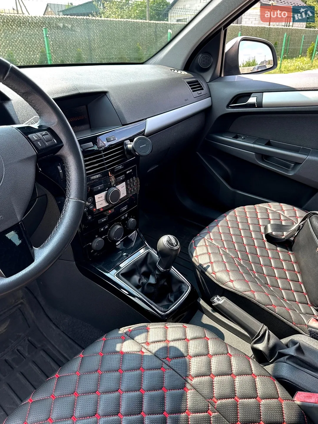 2010 Opel Astra - мініатюра 8