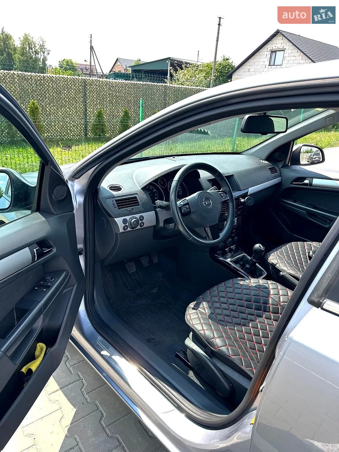 2010 Opel Astra - мініатюра 10