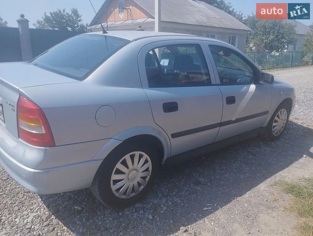 Opel Astra, 2004
