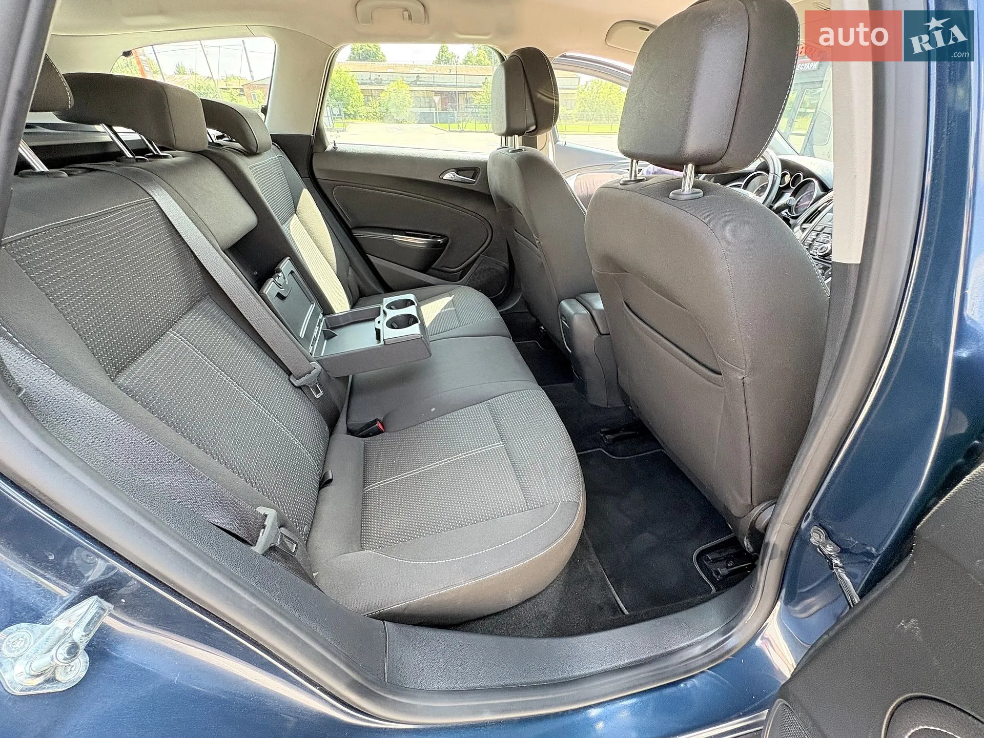 2012 Opel Astra - мініатюра 18