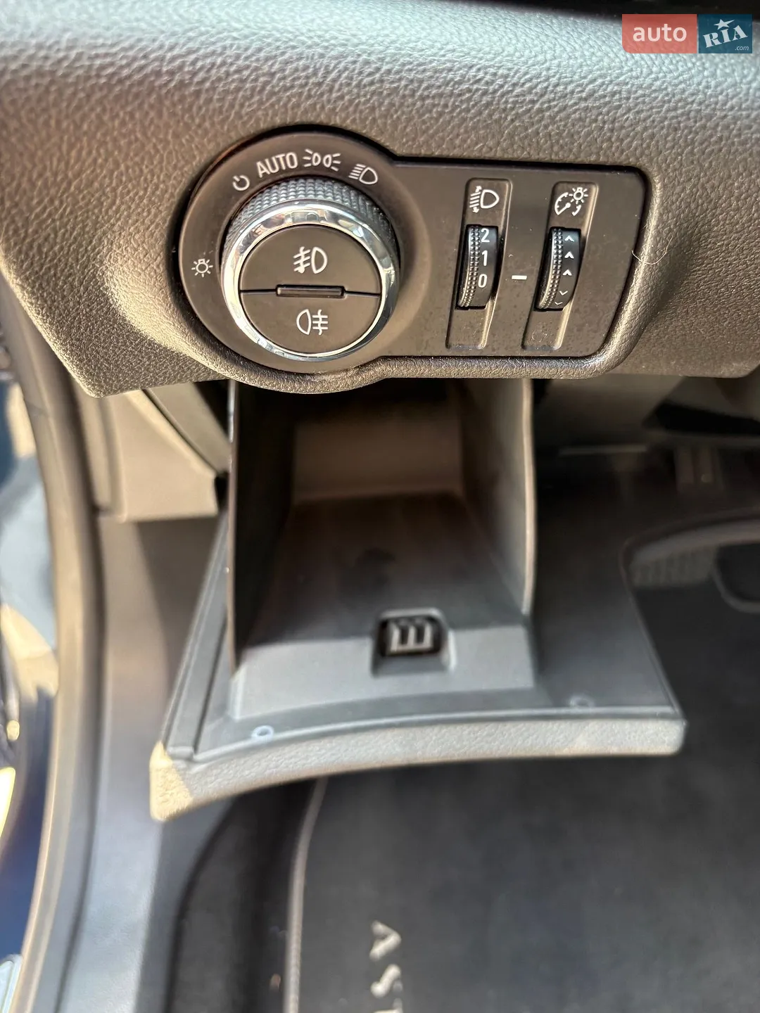 2012 Opel Astra - мініатюра 44