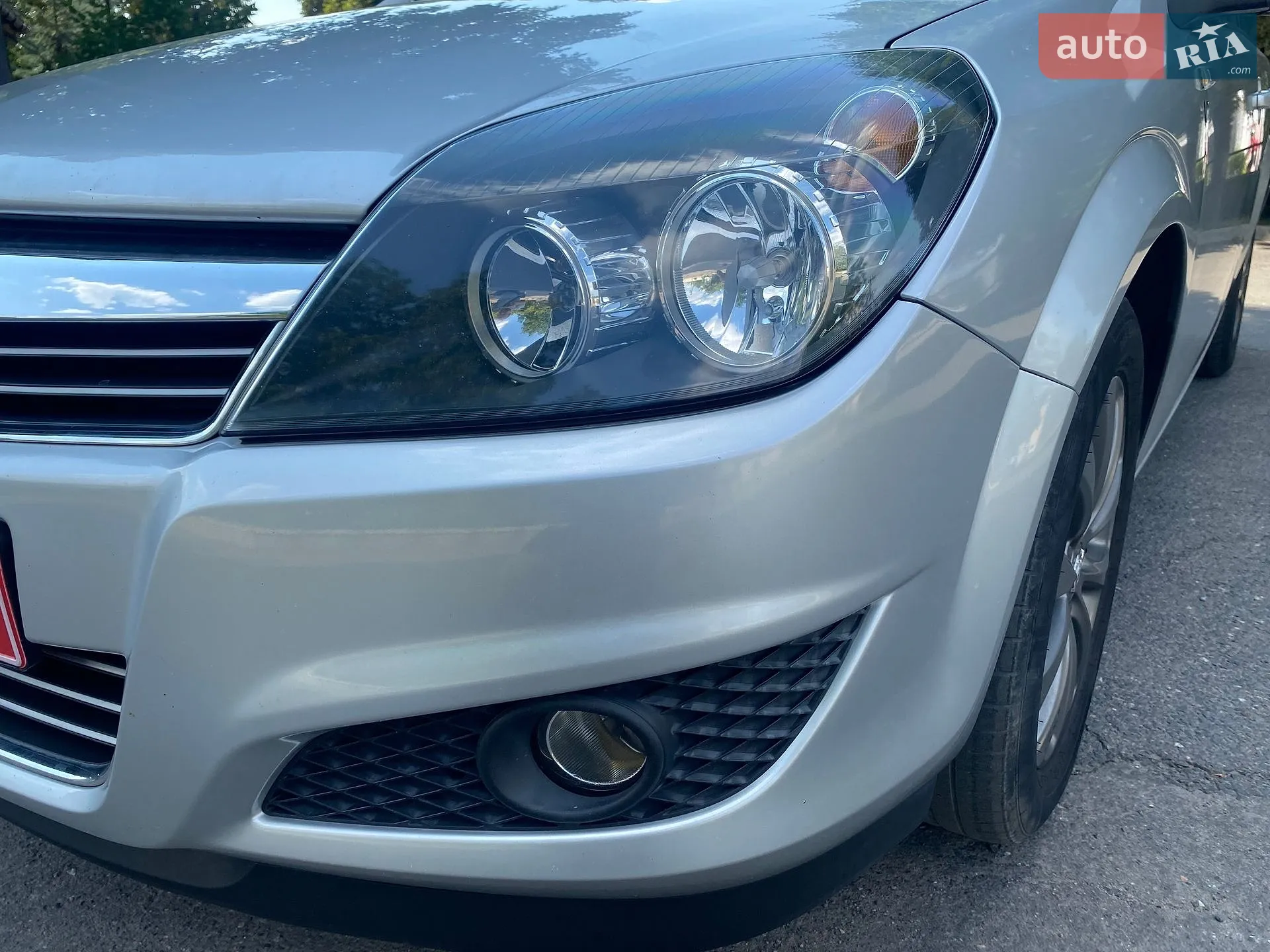 2010 Opel Astra - мініатюра 2