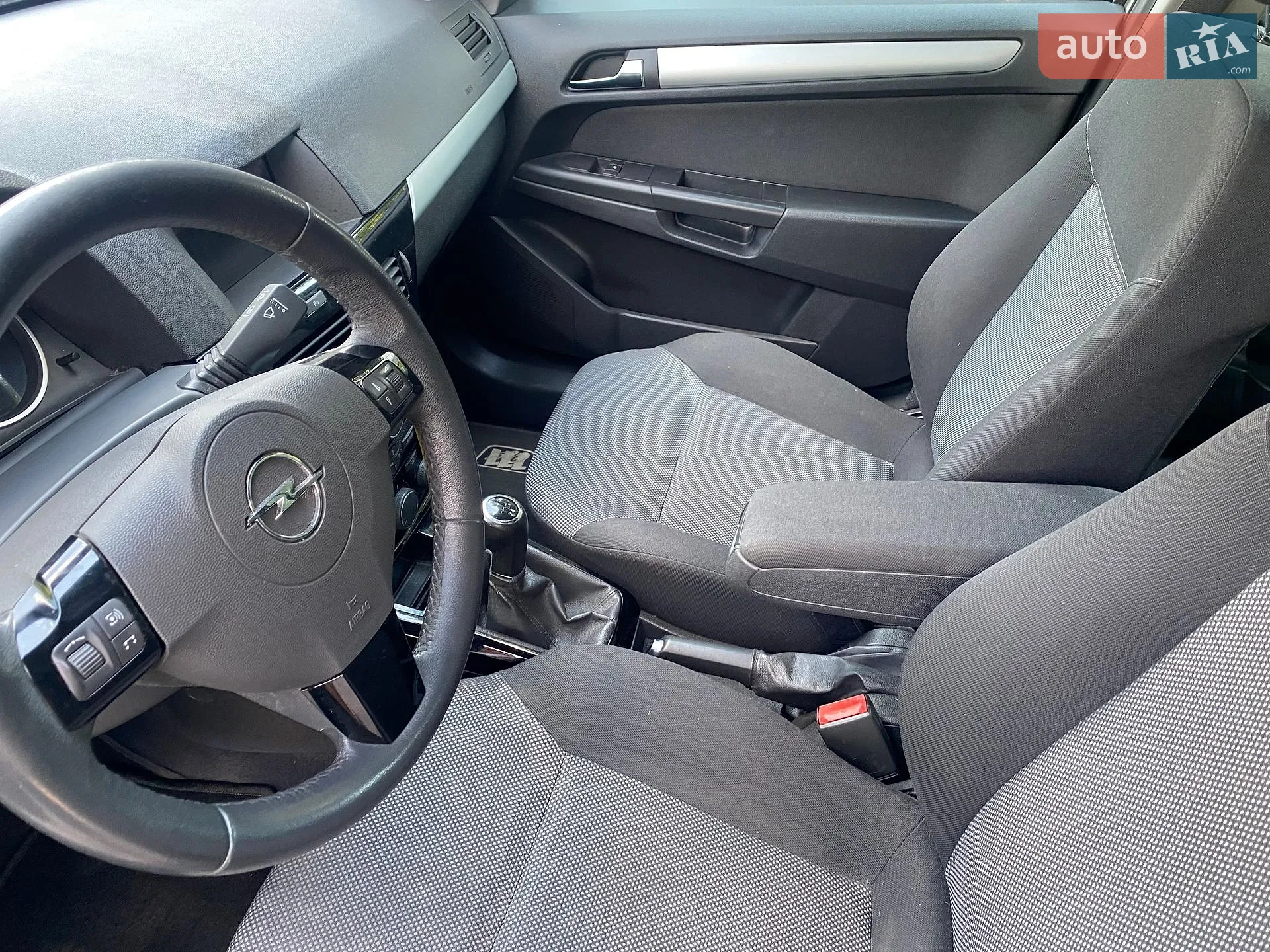 2010 Opel Astra - мініатюра 32