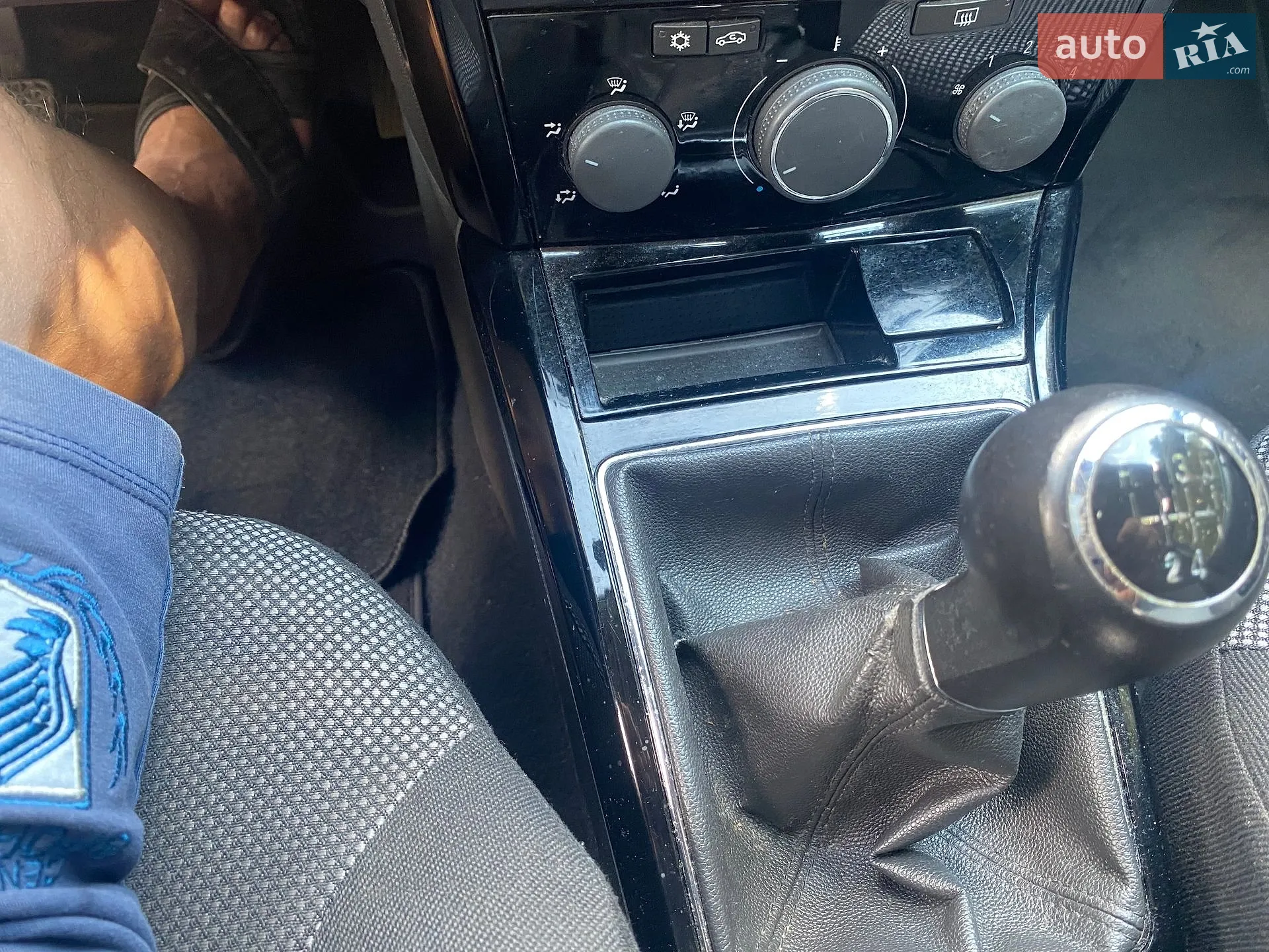 2010 Opel Astra - мініатюра 44