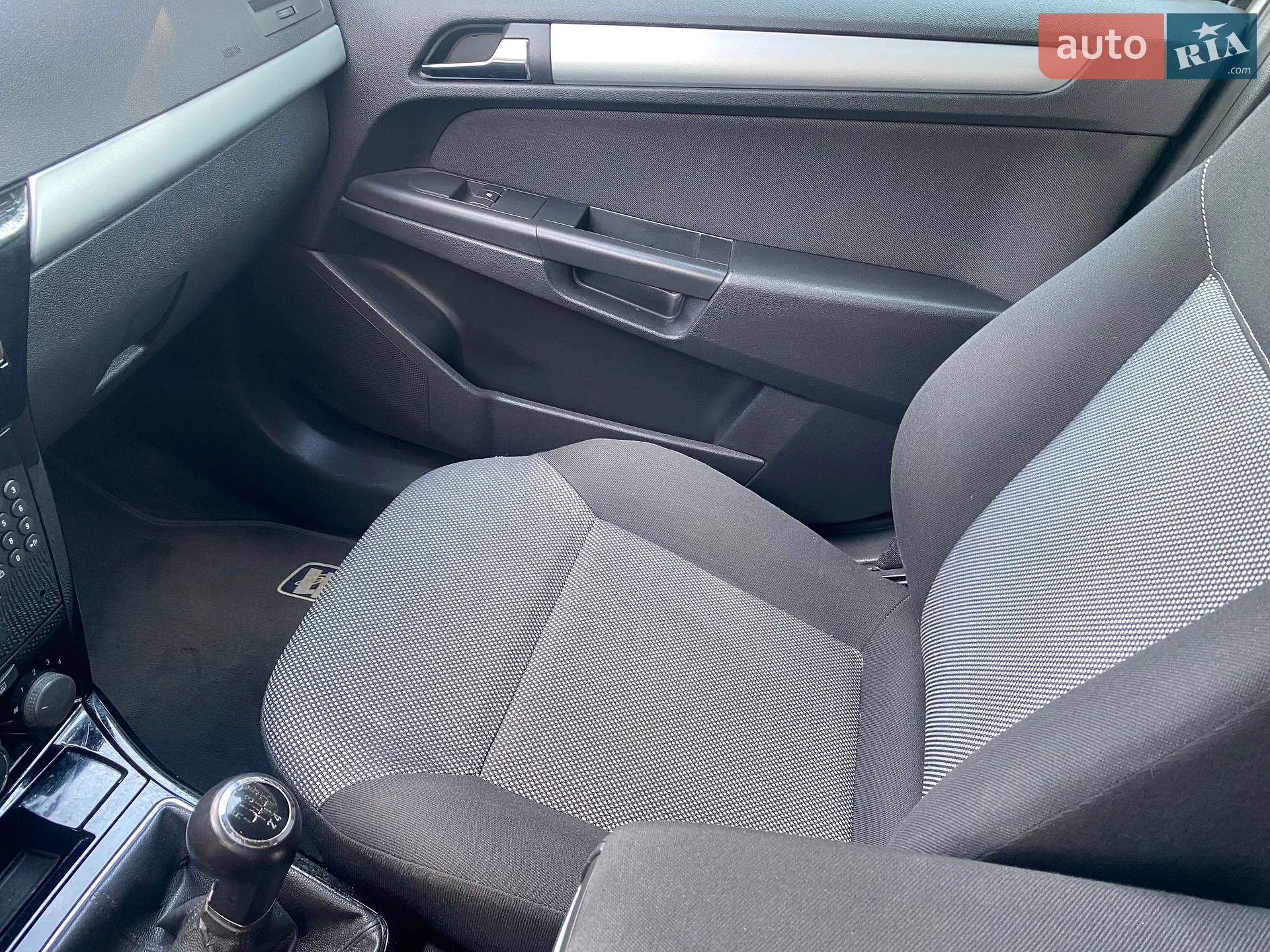 2010 Opel Astra - мініатюра 47