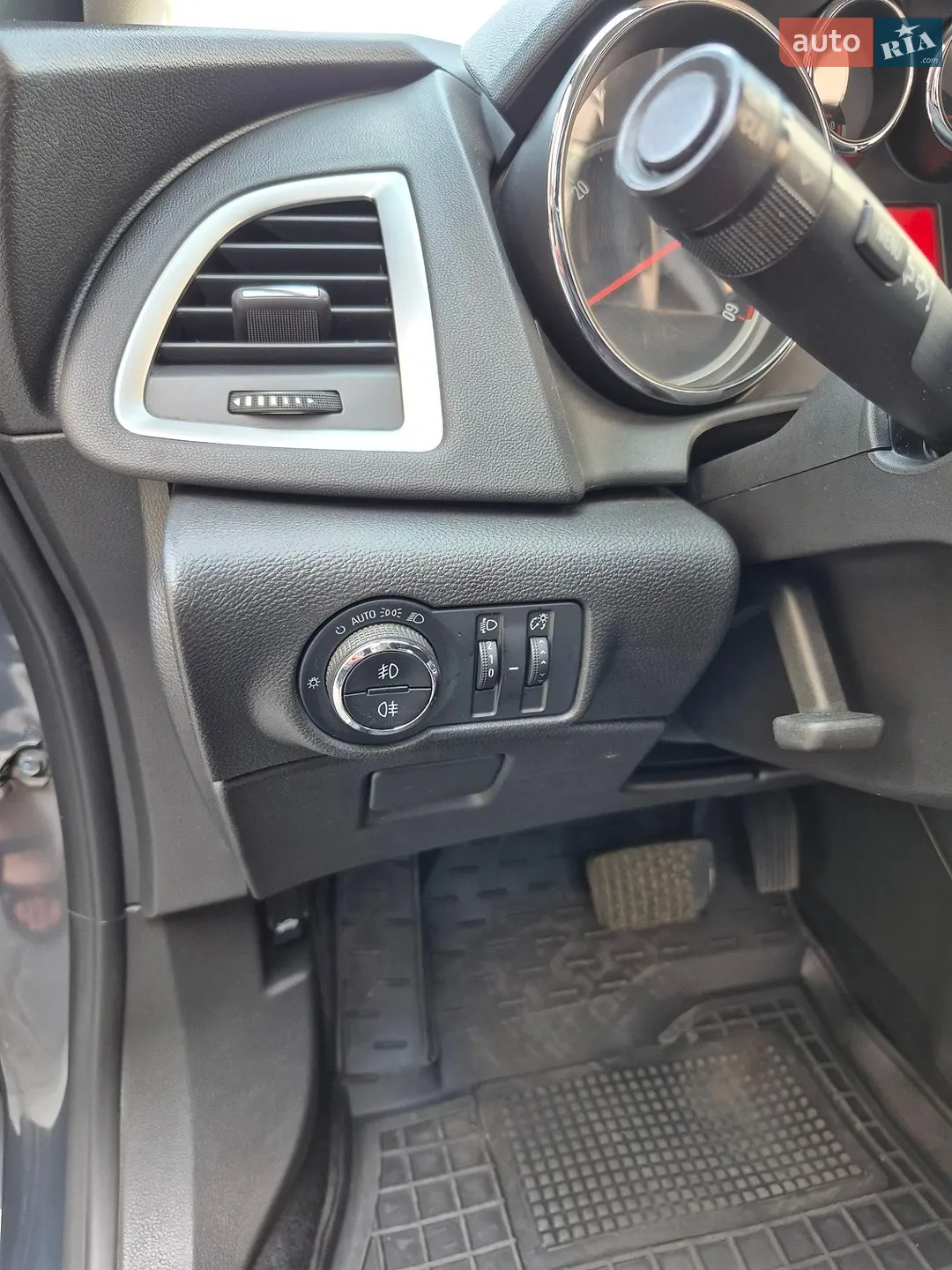 2013 Opel Astra - мініатюра 10