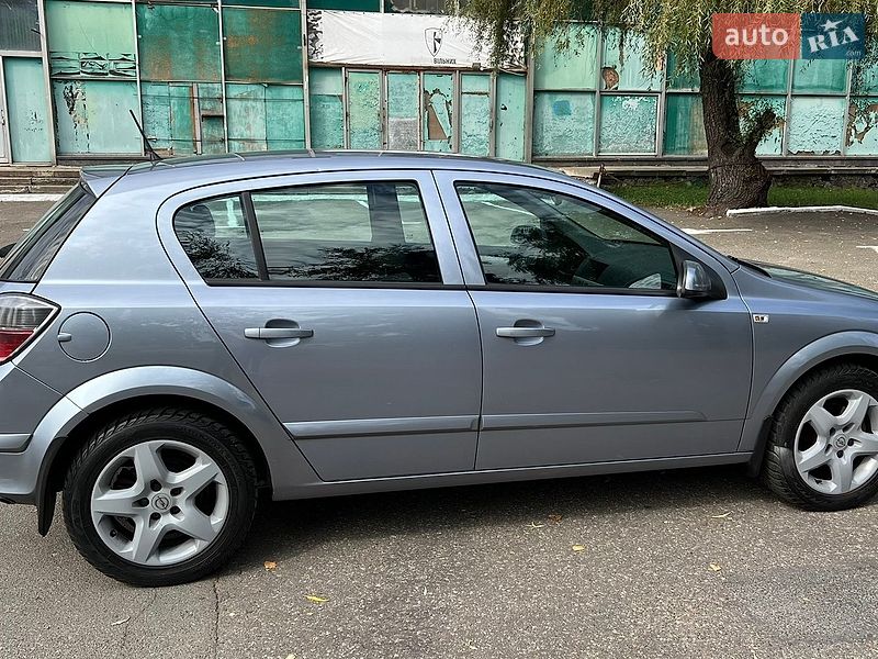 Хэтчбек Opel Astra 2007 в Киеве фото 3 Хэтчбек Opel Astra 2007 в Киеве