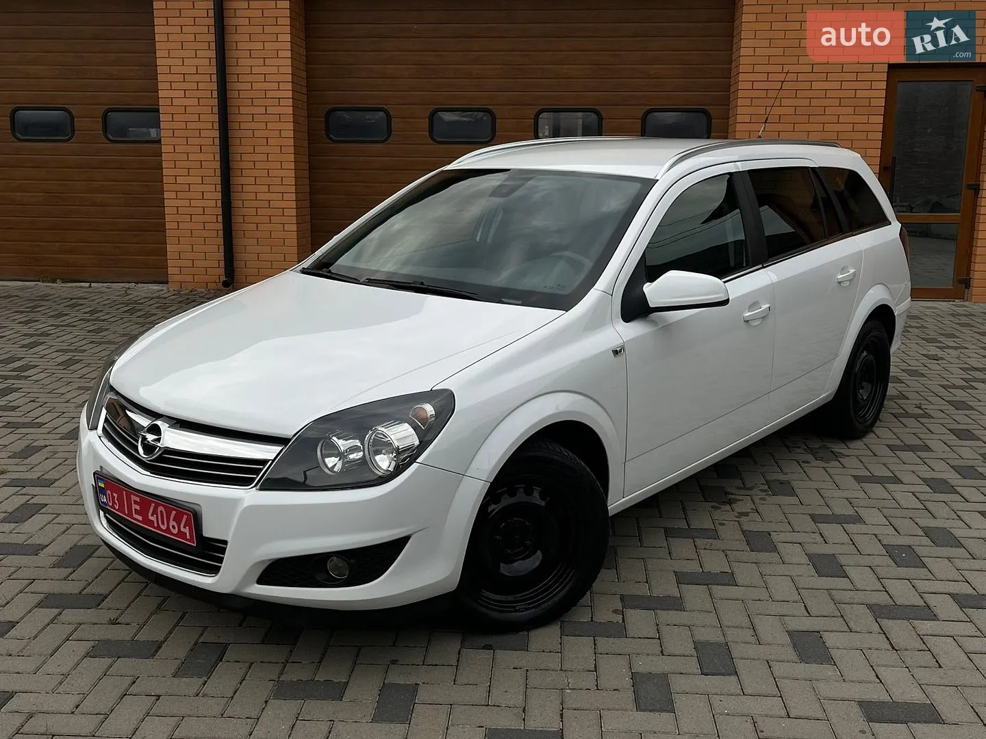 2010 Opel Astra - мініатюра 2