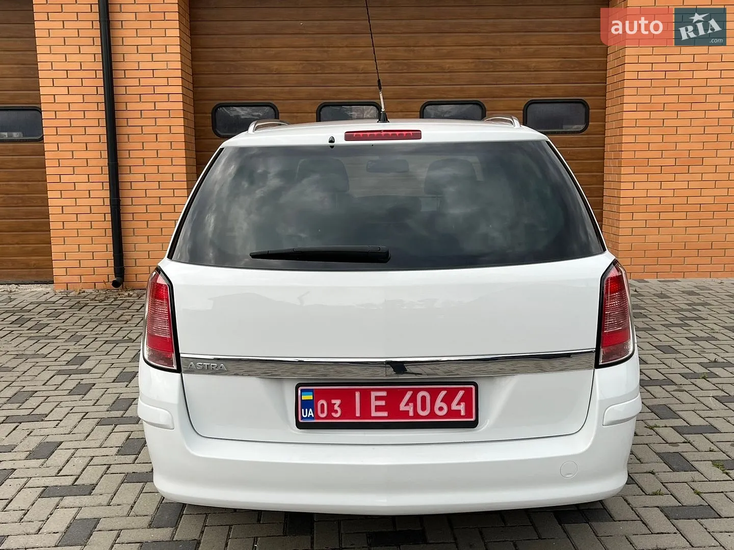 2010 Opel Astra - мініатюра 11