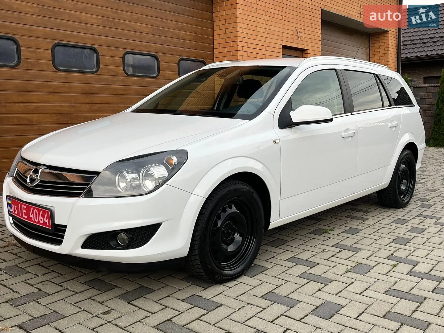2010 Opel Astra - мініатюра 15