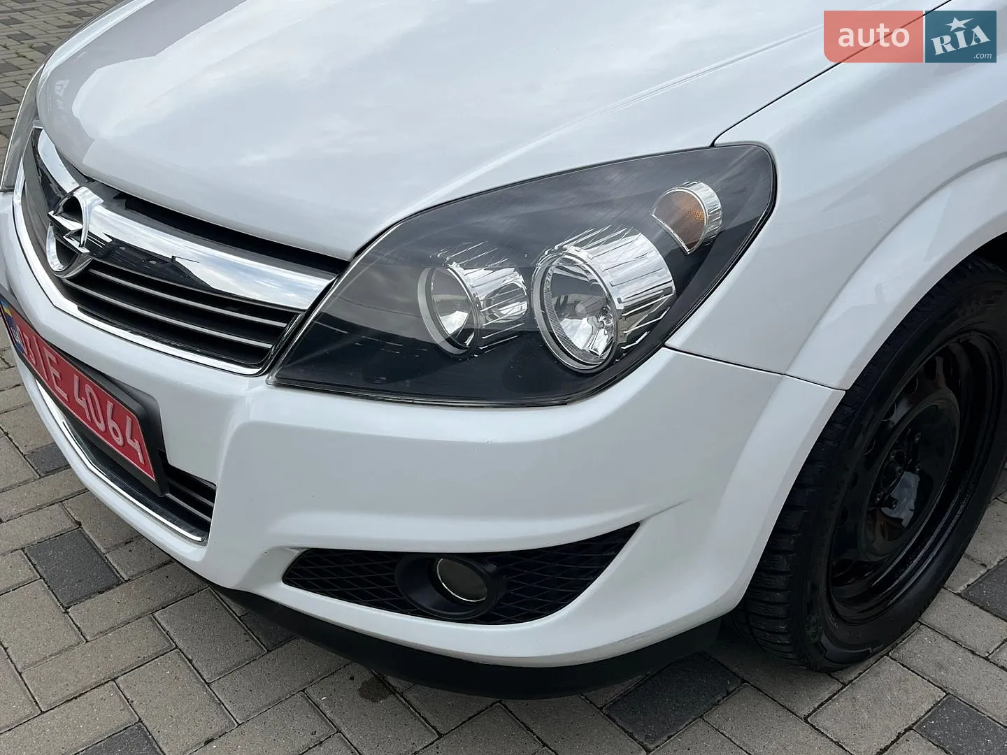 2010 Opel Astra - мініатюра 18