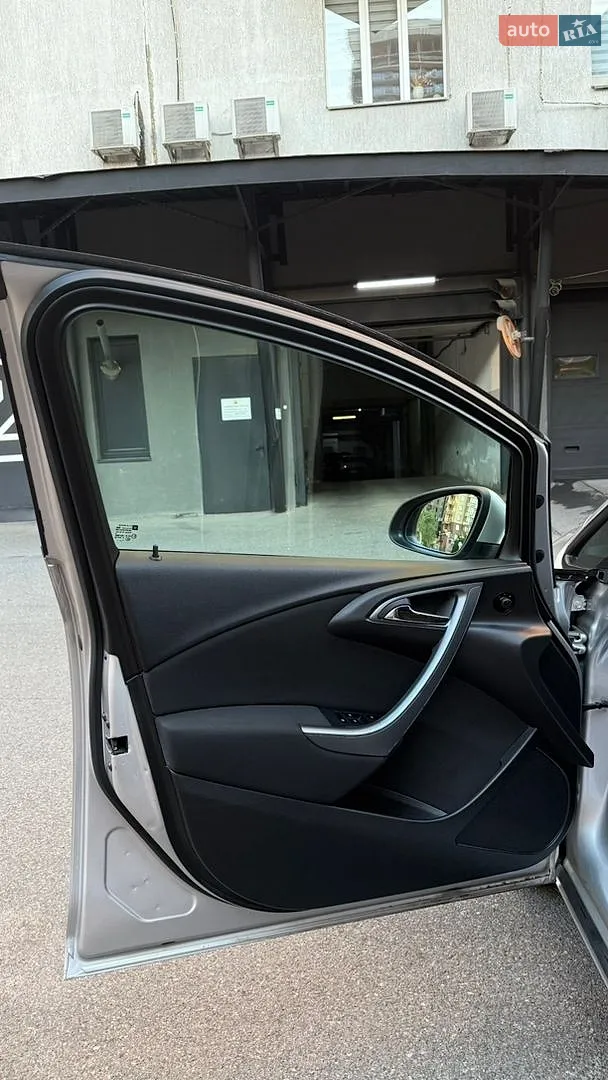 2012 Opel Astra - мініатюра 14