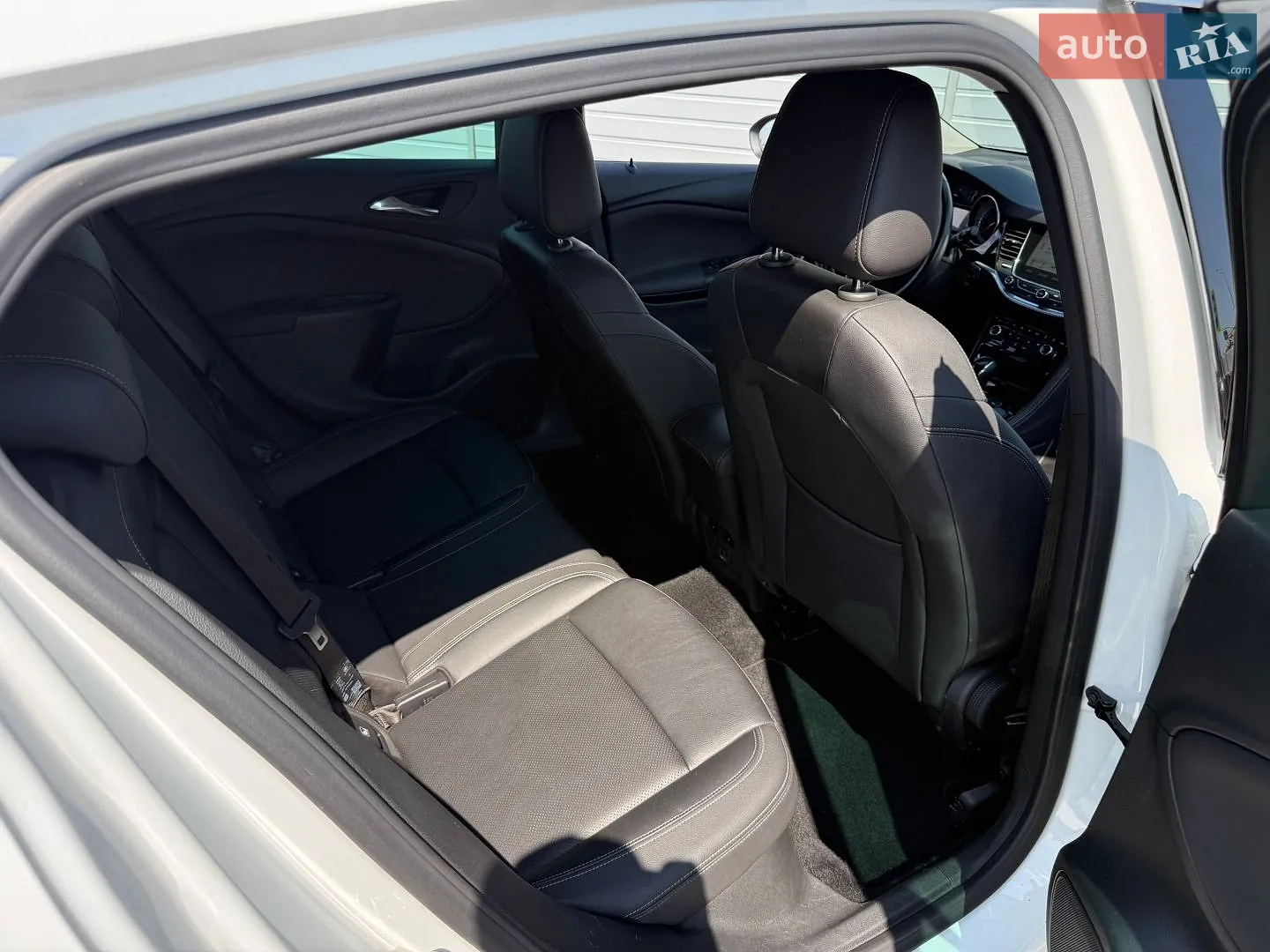 2018 Opel Astra - мініатюра 16