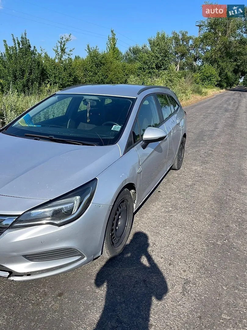 2017 Opel Astra - мініатюра 4
