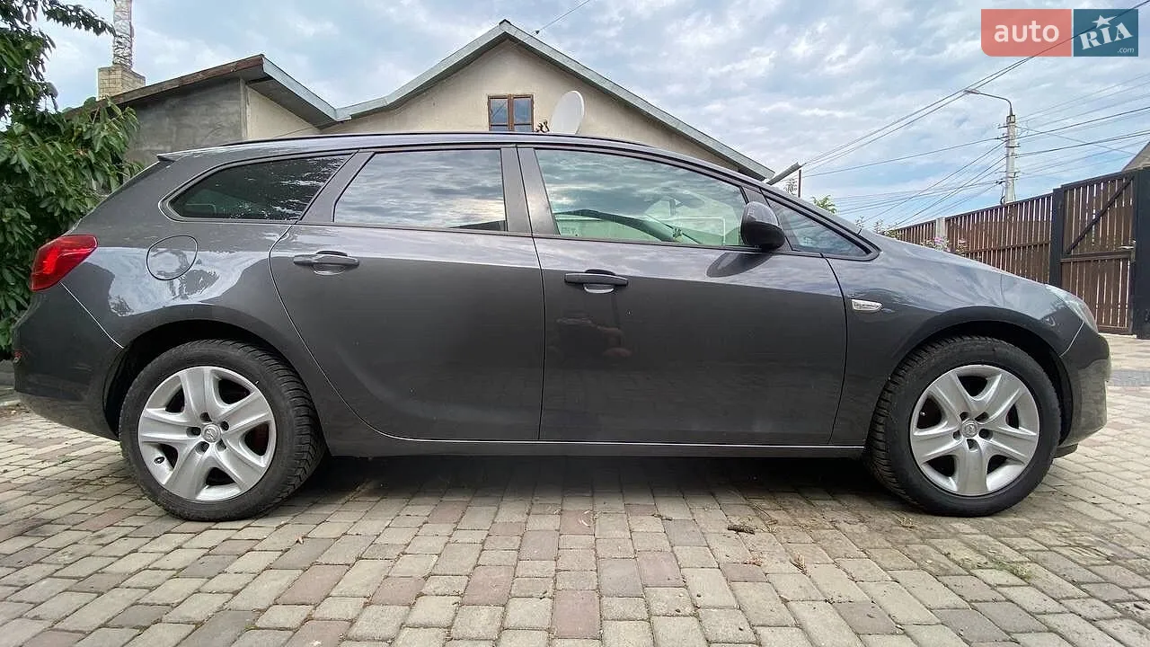 2011 Opel Astra - мініатюра 4