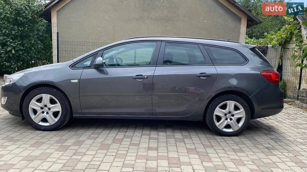 2011 Opel Astra - мініатюра 8