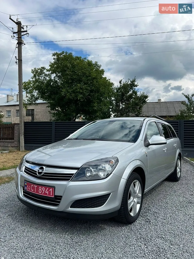 2010 Opel Astra - мініатюра 4