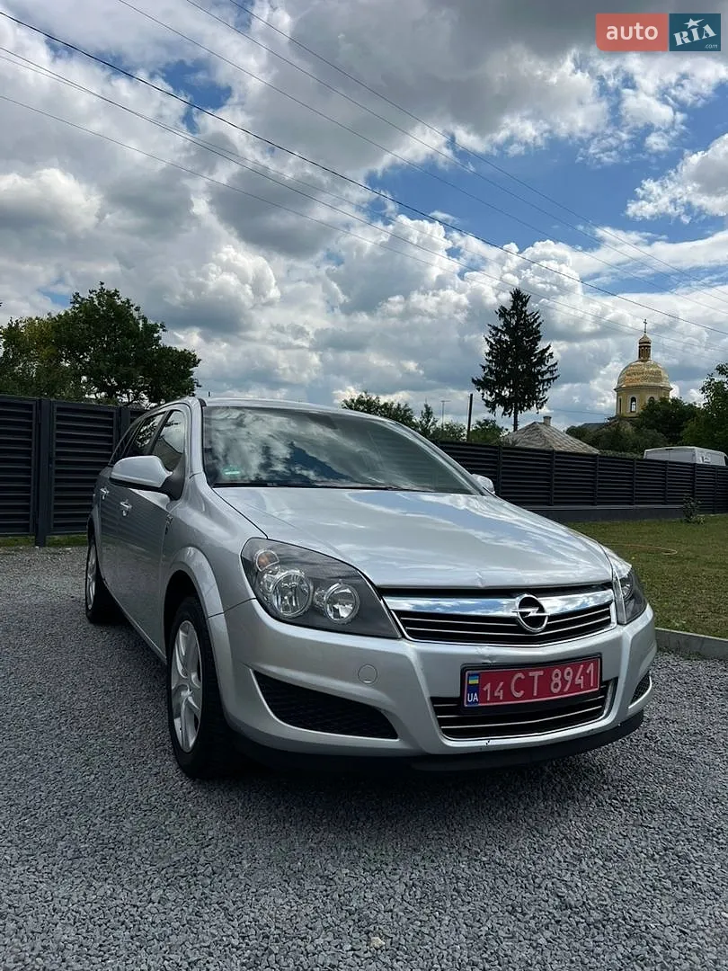 2010 Opel Astra - мініатюра 5