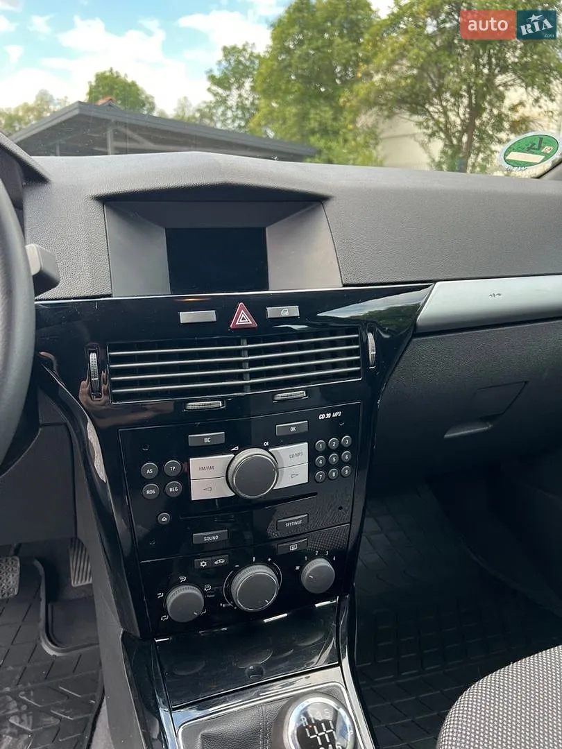 2010 Opel Astra - мініатюра 19