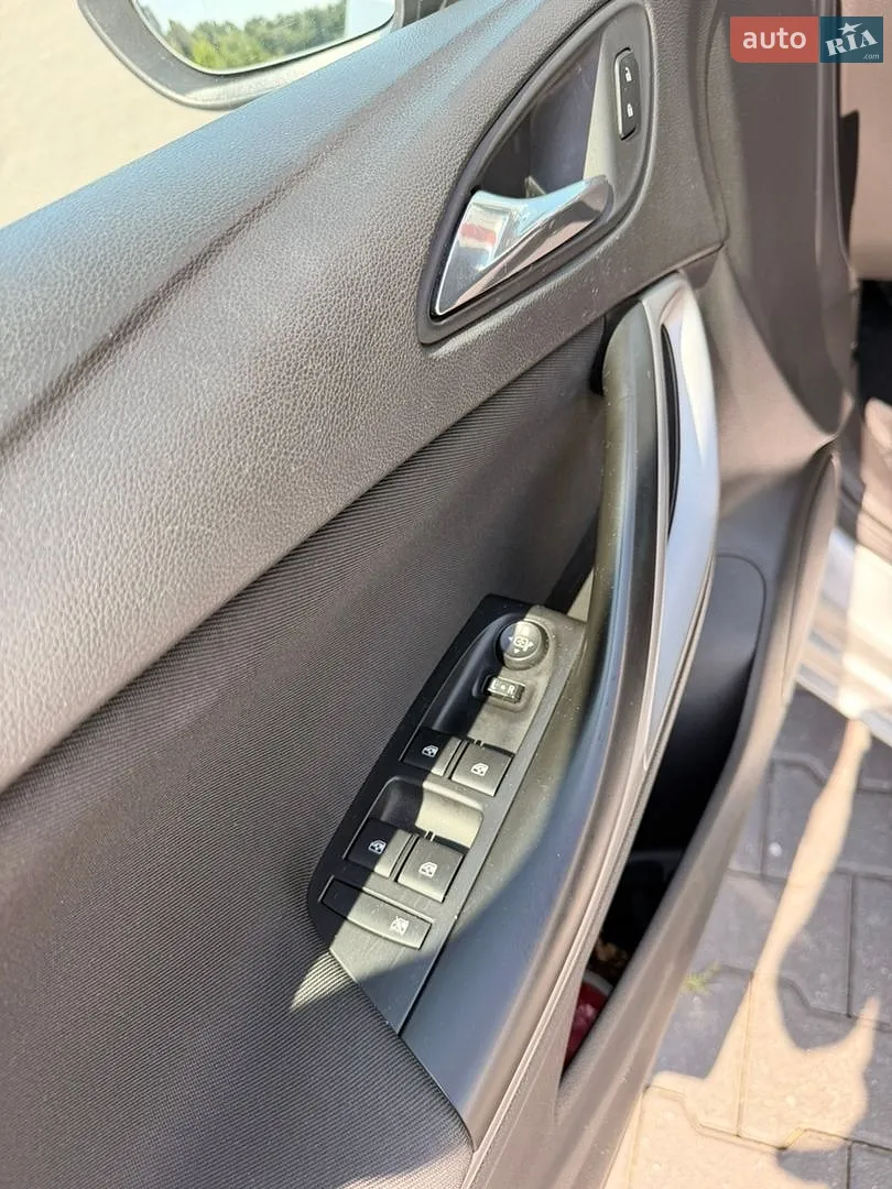 2017 Opel Astra - мініатюра 12