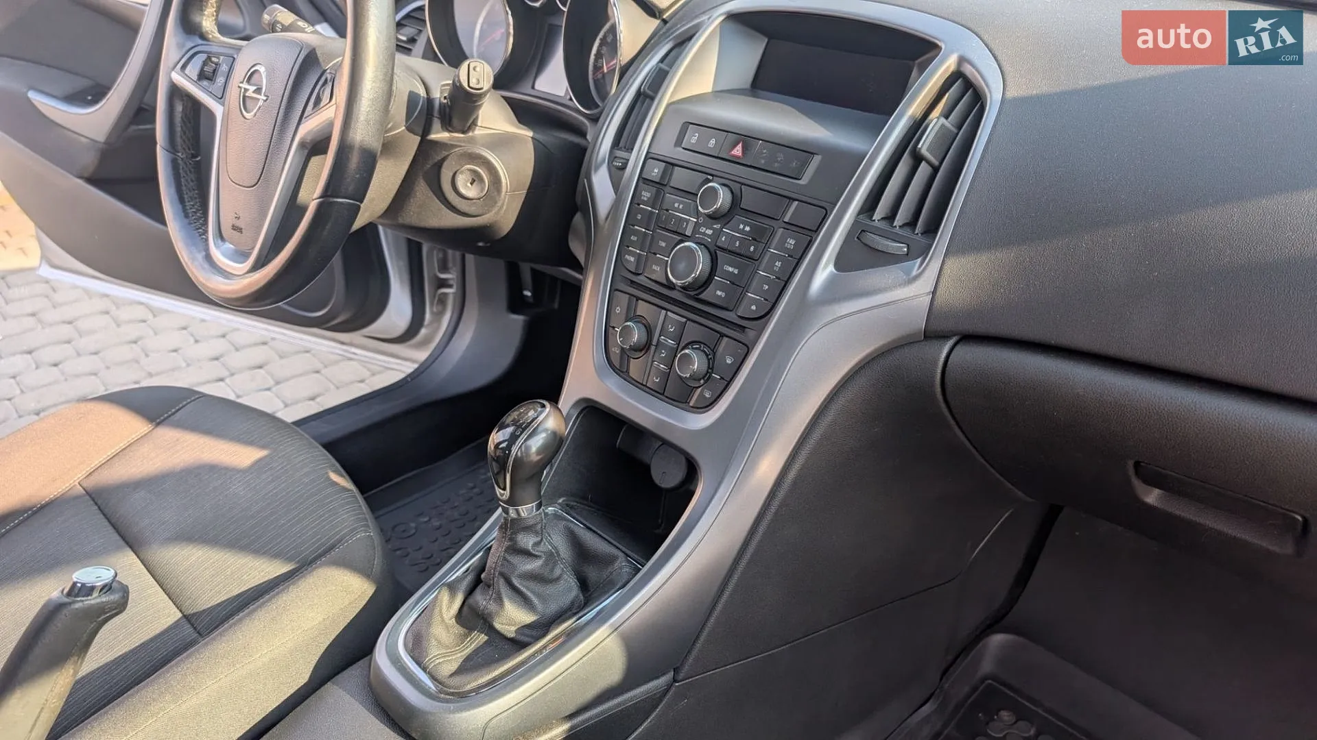 2013 Opel Astra - мініатюра 16