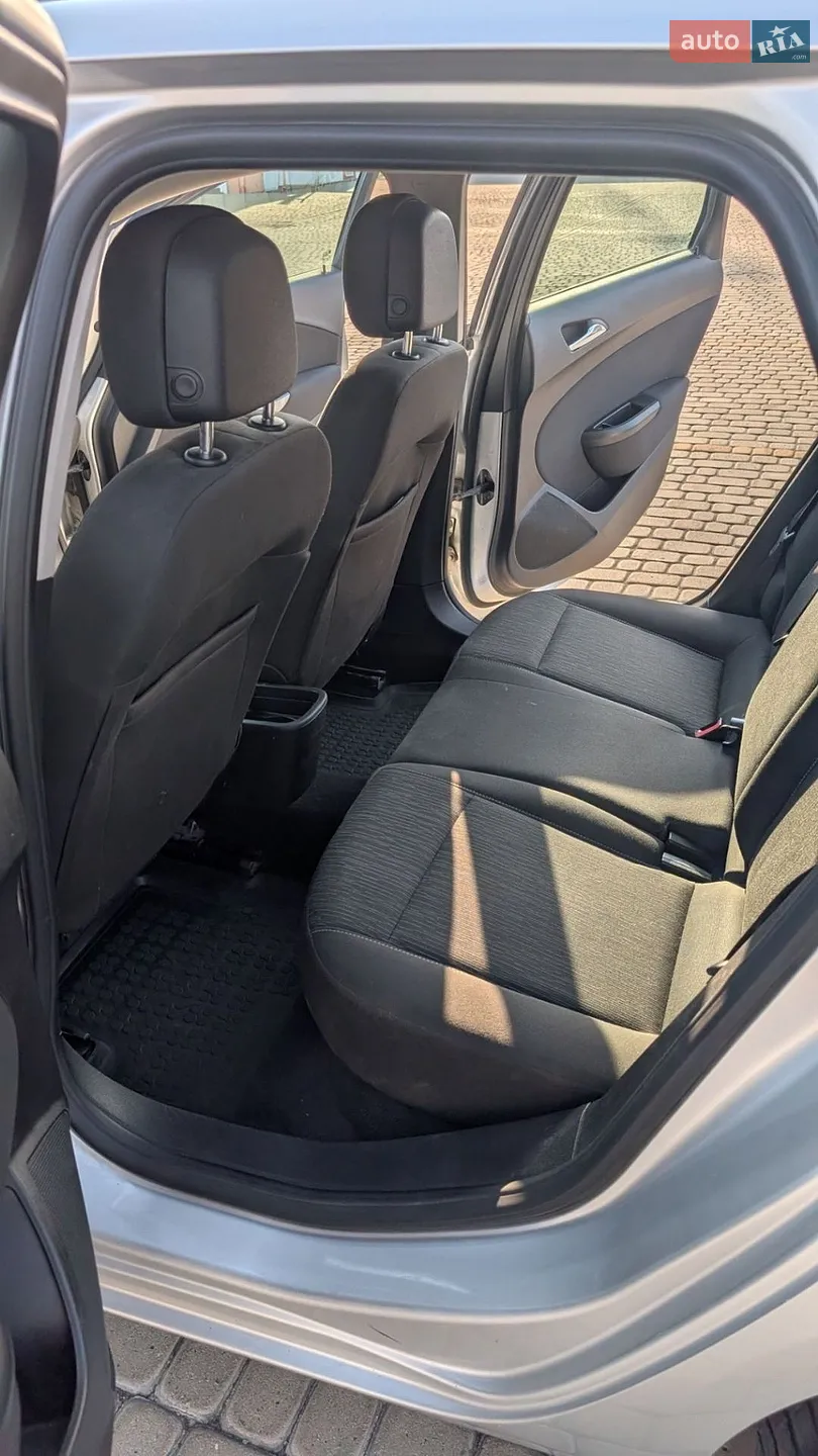 2013 Opel Astra - мініатюра 27