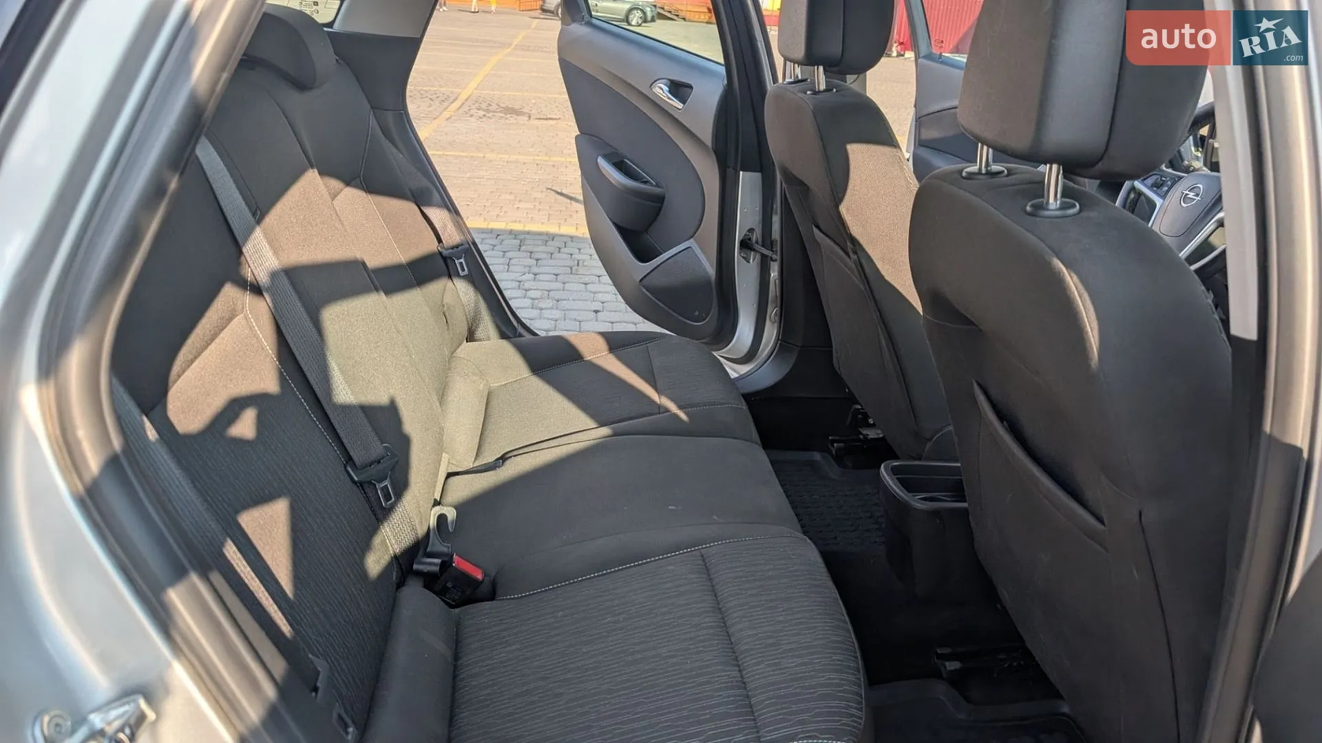 2013 Opel Astra - мініатюра 28