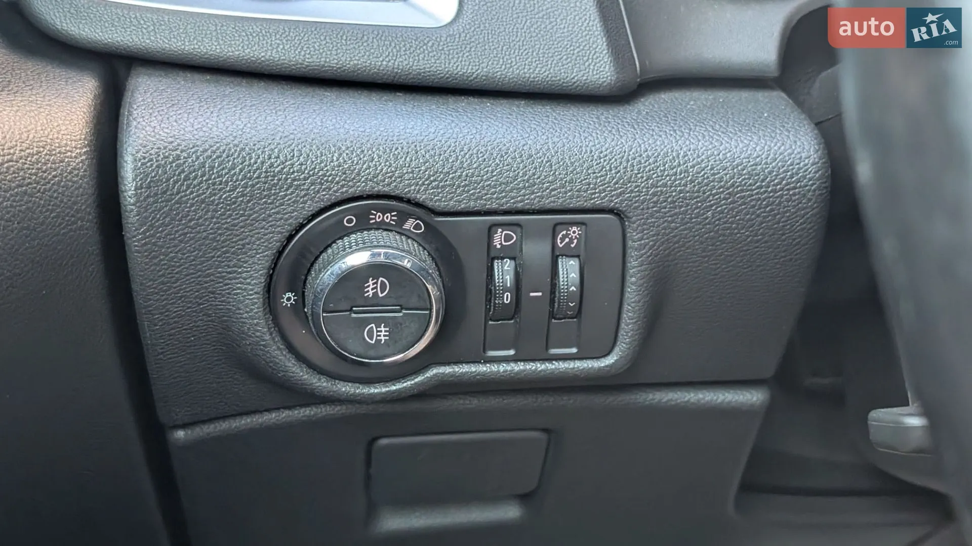 2013 Opel Astra - мініатюра 39