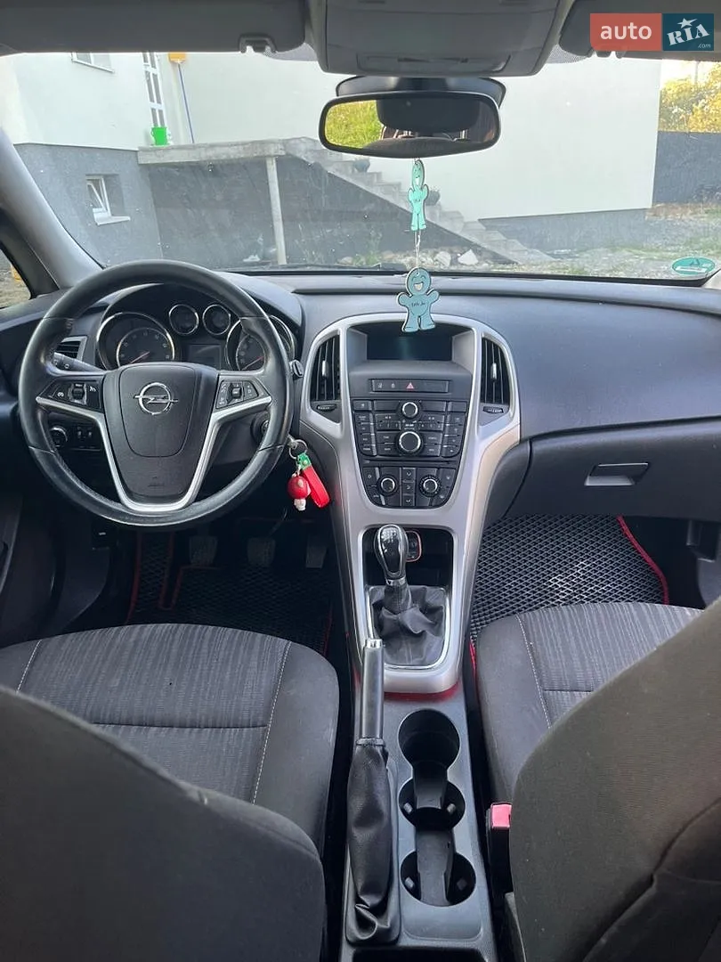 2011 Opel Astra - мініатюра 10