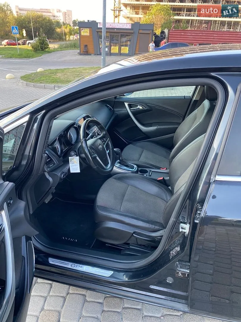 2012 Opel Astra - мініатюра 21