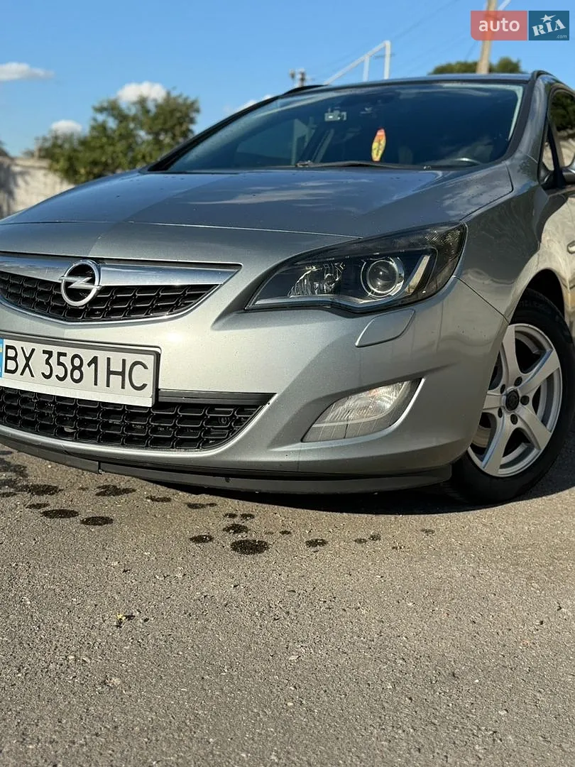 2011 Opel Astra - мініатюра 31