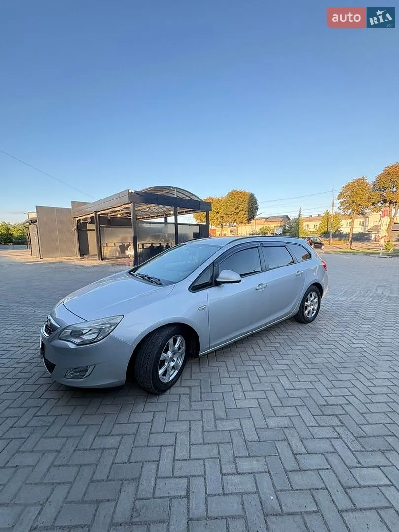 2011 Opel Astra - мініатюра 13
