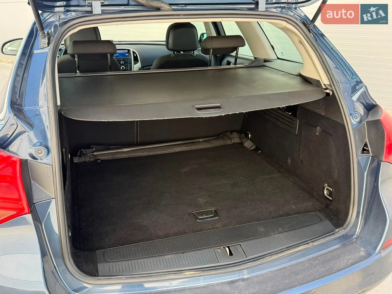 2012 Opel Astra - мініатюра 27