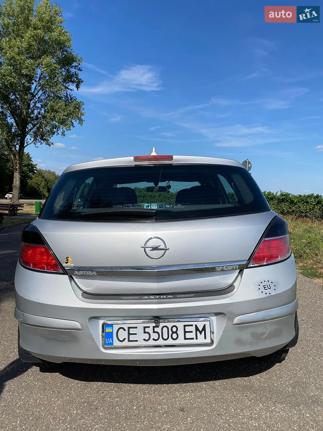 2011 Opel Astra - мініатюра 10